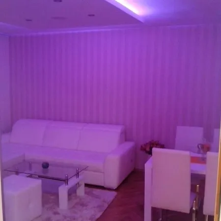 Stan Na Dan Apartment *